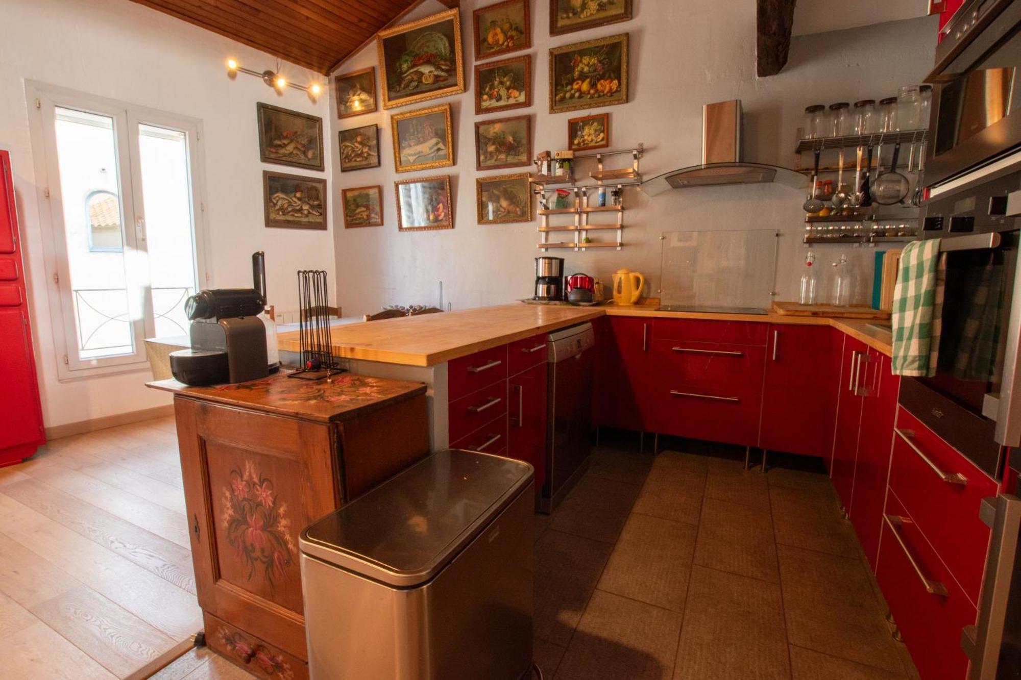 Appartement La terrasse face au théâtre à Arles Extérieur photo